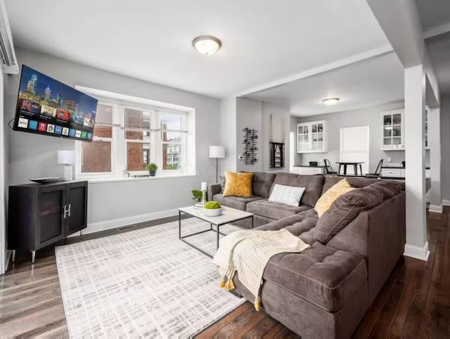 85 Dana Ave, Columbus, OH 43222 - living area featuring wood finished floors, visible vents, and baseboards