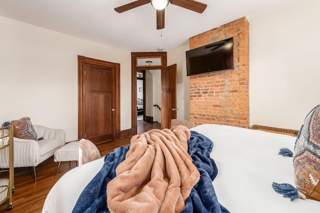870 Oakwood Ave, Columbus, OH 43206 - bedroom featuring ceiling fan and wood finished floors