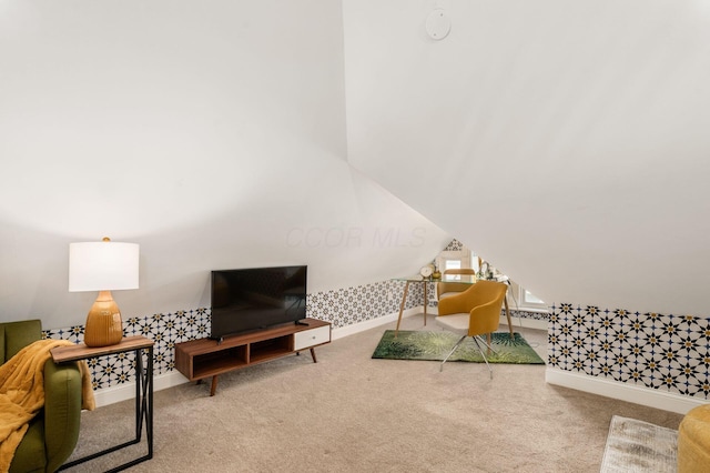 870 Oakwood Ave, Columbus, OH 43206 - interior space featuring lofted ceiling, wallpapered walls, and carpet floors