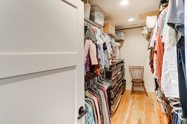 9730 Lancaster Kirkersville Rd NW, Baltimore, OH 43105 - spacious closet featuring light wood-style flooring