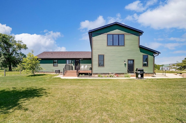 9730 Lancaster Kirkersville Rd NW, Baltimore, OH 43105 - back of house with a deck and a lawn