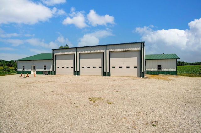 9730 Lancaster Kirkersville Rd NW, Baltimore, OH 43105 - view of detached garage