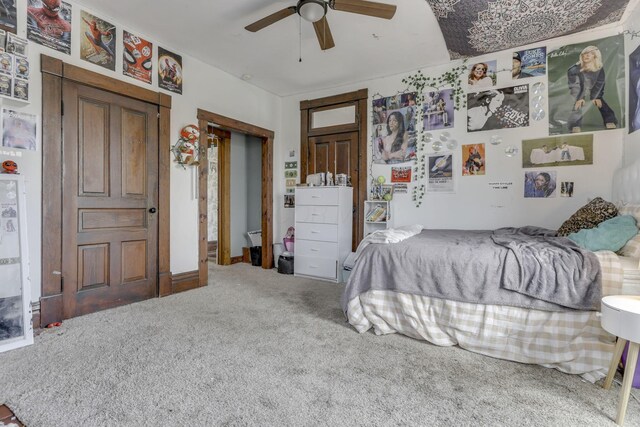 328 Pearl St, Jackson, OH 45640 - carpeted bedroom featuring ceiling fan
