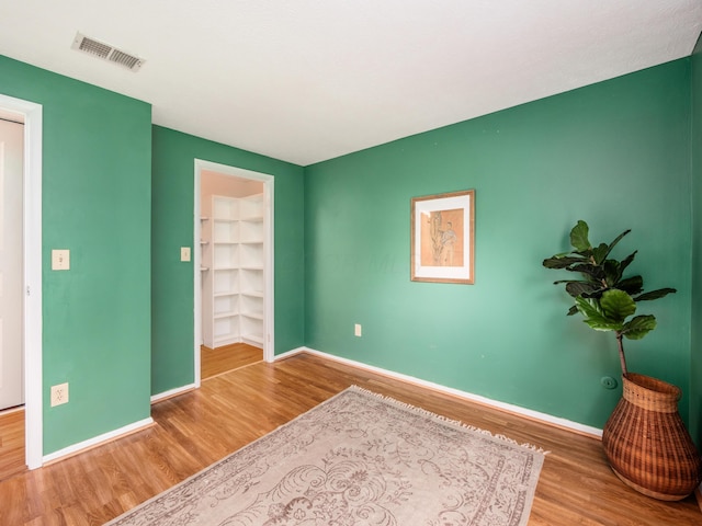 3794 Bridle Ct, Columbus, OH 43221 - bedroom featuring wood finished floors and baseboards