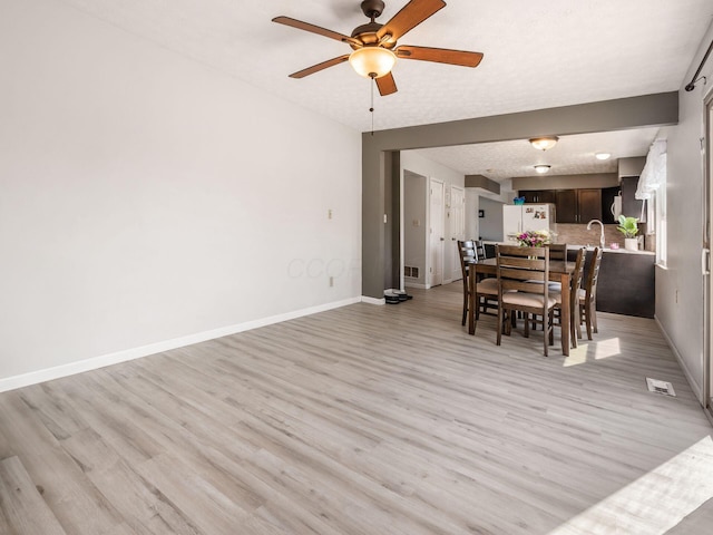 5407 Davidson Rd, Hilliard, OH 43026 - dining space featuring visible vents, a ceiling fan, light wood-style flooring, and baseboards