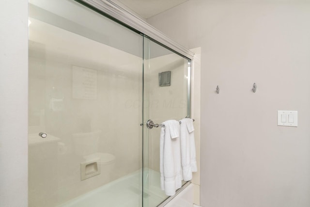 478 Riverbend Ave, Powell, OH 43065 - bathroom featuring an enclosed shower