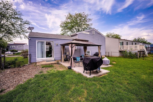 2495 Hingham Ln, Columbus, OH 43224 - rear view of house with a gazebo and a patio