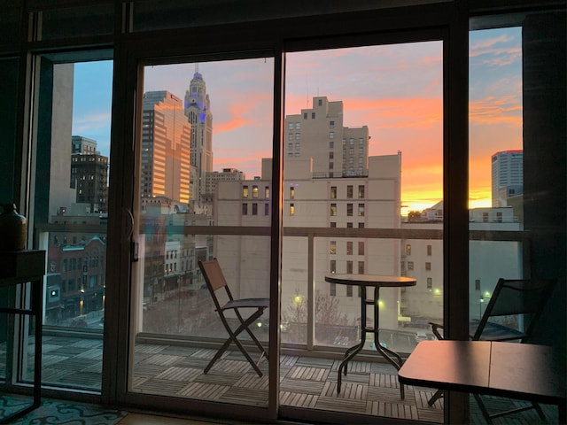 100 E Gay St Unit 607, Columbus, OH 43215 - balcony featuring a city view