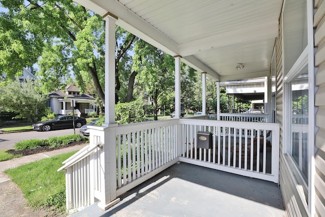 view of patio / terrace featuring covered porch