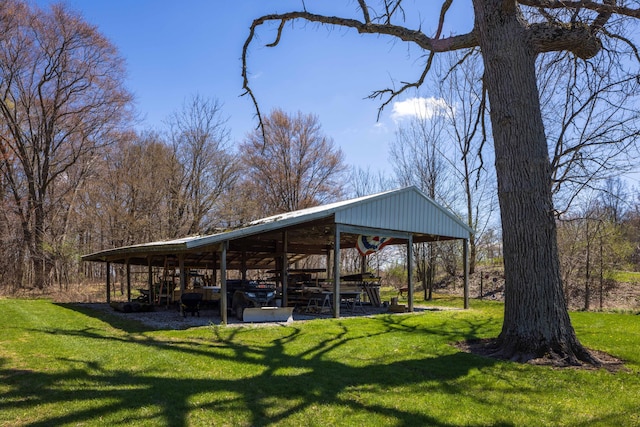 9704 Loudon St, Johnstown, OH 43031 - view of community featuring a yard