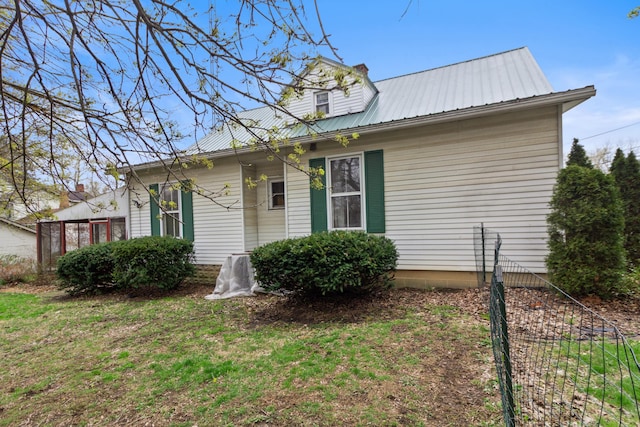 view of front of home with metal roof