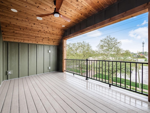 496 W 1st Ave, Columbus, OH 43201 - wooden deck featuring ceiling fan