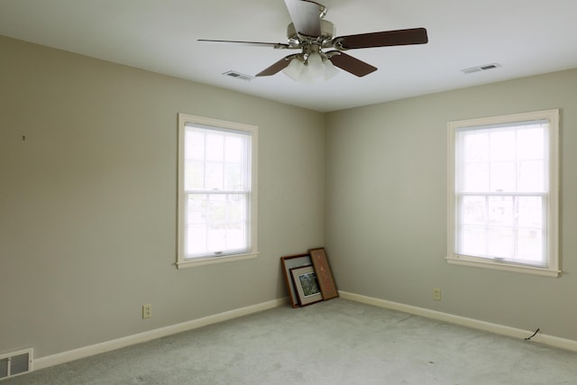 536 E Allen St, Lancaster, OH 43130 - empty room featuring light carpet and visible vents