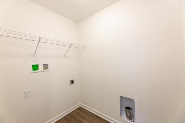 325 Woods Edge Loop, Pataskala, OH 43062 - washroom featuring hookup for an electric dryer, baseboards, washer hookup, and dark wood-type flooring