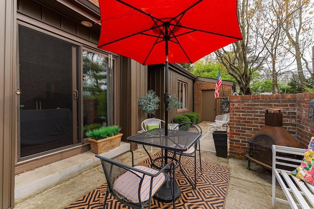 91 Glen Dr, Worthington, OH 43085 - view of patio featuring outdoor dining space