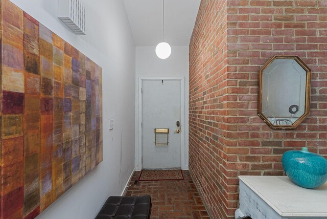91 Glen Dr, Worthington, OH 43085 - entryway featuring brick floor
