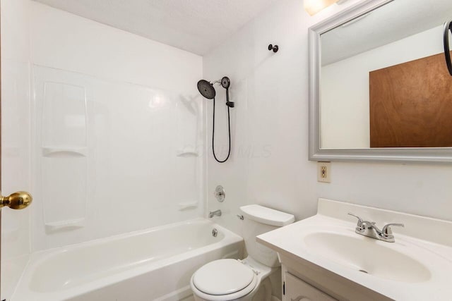 6350 Roselawn Ave, Reynoldsburg, OH 43068 - full bathroom with washtub / shower combination, toilet, and vanity