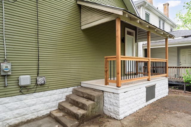 238 E Barthman Ave, Columbus, OH 43207 - exterior space with covered porch