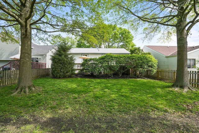 5133 Hidden View Dr, Hilliard, OH 43026 - view of yard featuring a wooden deck