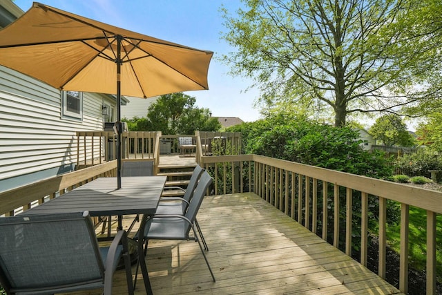 5133 Hidden View Dr, Hilliard, OH 43026 - wooden deck with outdoor dining space