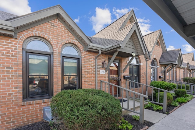 5796 Thada Ln, Columbus, OH 43229 - exterior space featuring brick siding
