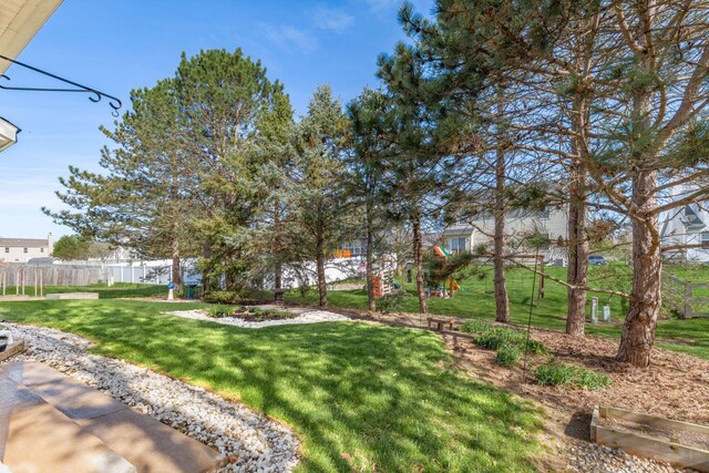 view of yard featuring fence