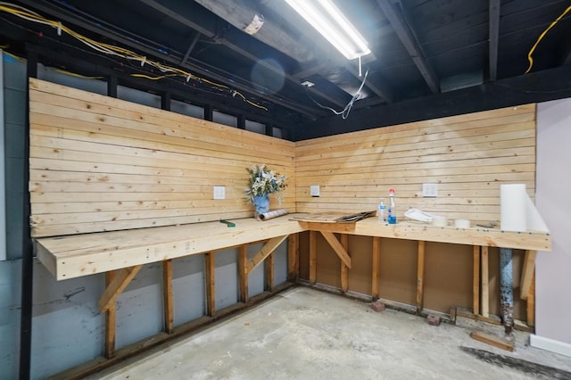view of unfinished basement