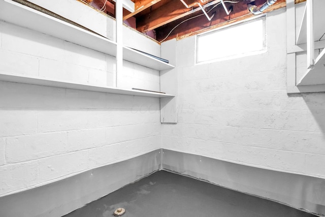 461 E N Broadway St, Columbus, OH 43214 - view of basement