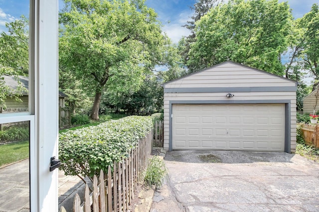 461 E N Broadway St, Columbus, OH 43214 - view of detached garage