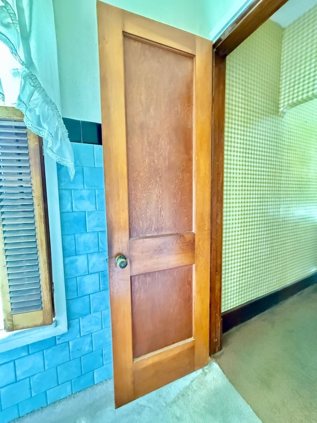 15825 State Route 207, Mount Sterling, OH 43143 - room details featuring carpet flooring