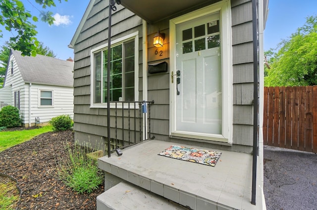62 Rosslyn Ave, Columbus, OH 43214 - entrance to property