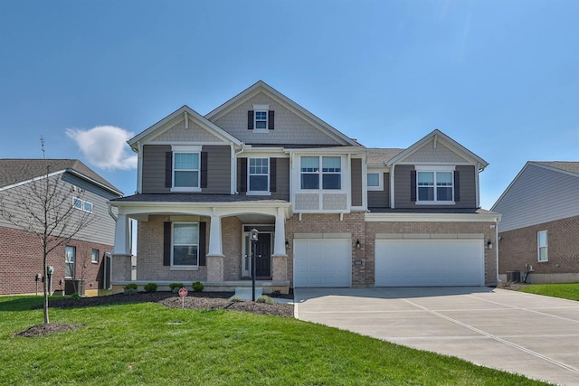 684 Newton Dr, Beavercreek, OH 45434