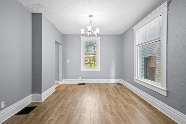 571 Gilbert St, Columbus, OH 43205 - photo 5