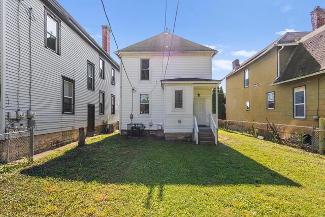 571 Gilbert St, Columbus, OH 43205 - photo 20