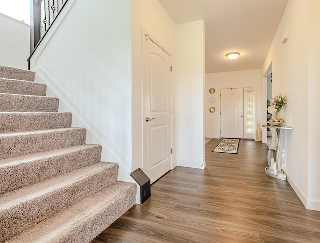 9295 Dewitt Dr, Plain City, OH 43064 - interior space with baseboards, stairs, and wood finished floors