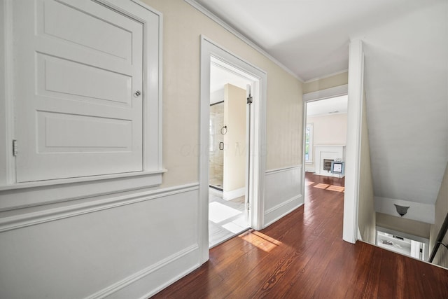 1812 Newark Granville Rd, Granville, OH 43023 - hallway featuring dark wood finished floors, ornamental molding, wainscoting, and baseboards