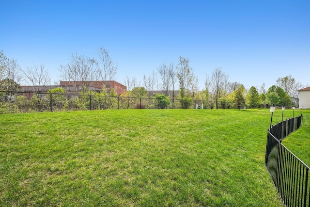2128 Clay Stone Pl, Reynoldsburg, OH 43068 - view of yard featuring fence