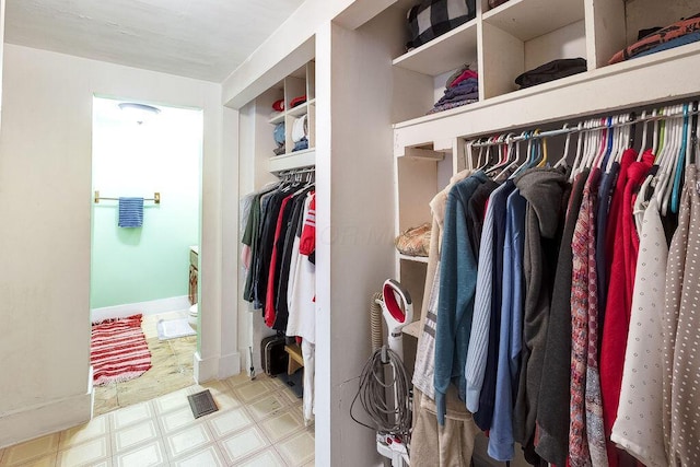 8028 Concord Rd, Johnstown, OH 43031 - walk in closet featuring tile patterned floors