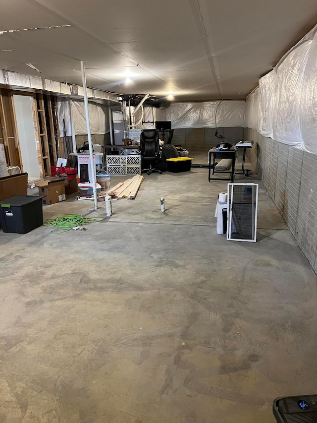 307 Shady Hollow Dr, Commercial Point, OH 43116 - view of unfinished basement