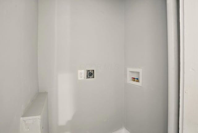 laundry area featuring hookup for an electric dryer and washer hookup
