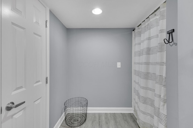 757 State Rte 61, Sunbury, OH 43074 - interior space featuring wood finished floors and baseboards