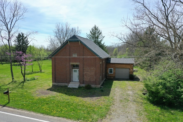 2263 Amity Rd, Hilliard, OH 43026 - exterior space with driveway, entry steps, and a garage