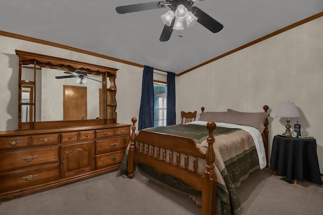 230 Norman Ln, Reynoldsburg, OH 43068 - bedroom with carpet, lofted ceiling, a ceiling fan, and ornamental molding