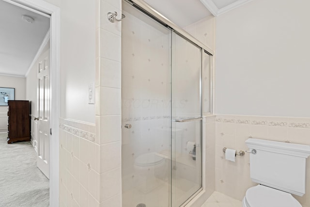 4318 Lyon Dr, Upper Arlington, OH 43220 - full bath featuring ornamental molding, a shower stall, tile walls, and wainscoting