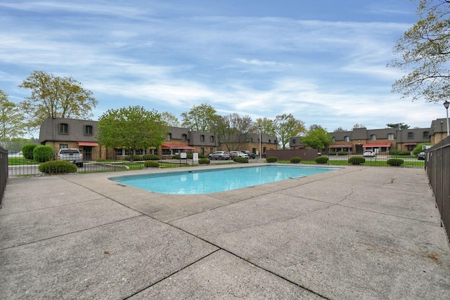 625 Country Club Dr Unit B14, Newark, OH 43055 - view of pool with fence, a patio, a residential view, and a fenced in pool