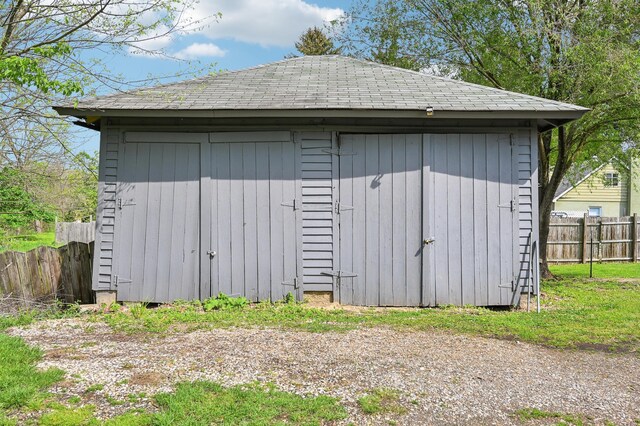 401 S 2nd St, Newark, OH 43055 - view of shed with fence