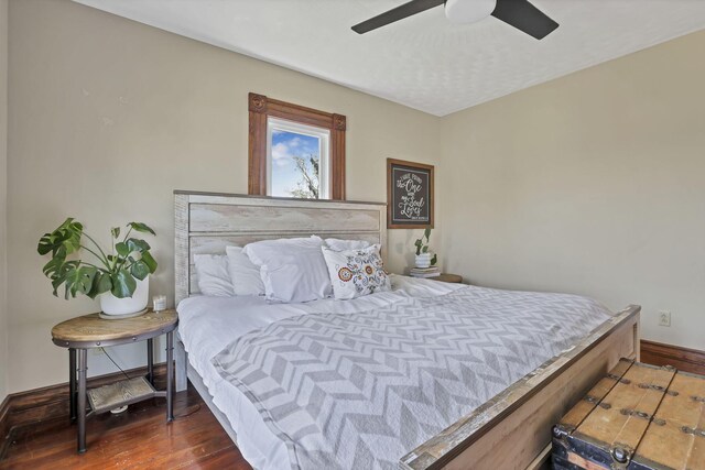 704 E High St, Mount Vernon, OH 43050 - bedroom with ceiling fan, baseboards, and wood finished floors