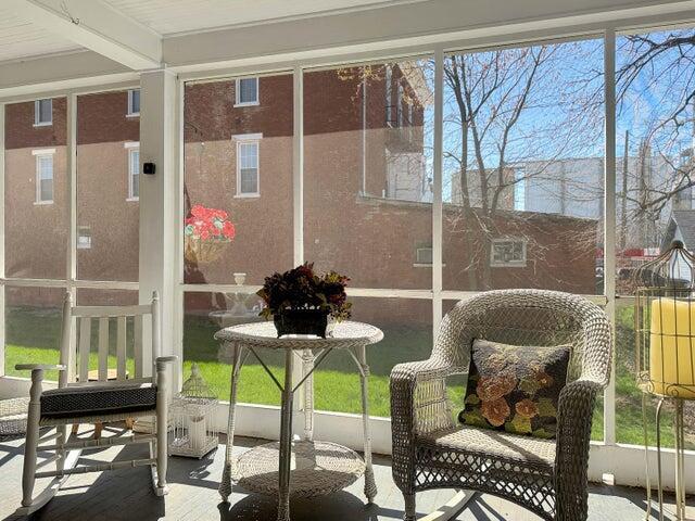 59 S Chillicothe St, South Charleston, OH 45368 - view of sunroom / solarium