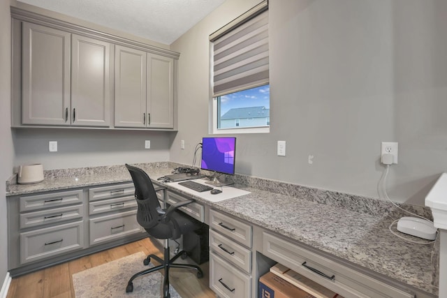 121 E Wind Rd, Delaware, OH 43015 - home office with built in desk and light wood-type flooring