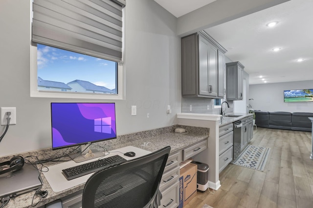121 E Wind Rd, Delaware, OH 43015 - kitchen featuring recessed lighting, gray cabinetry, stainless steel dishwasher, open floor plan, and light wood-style floors